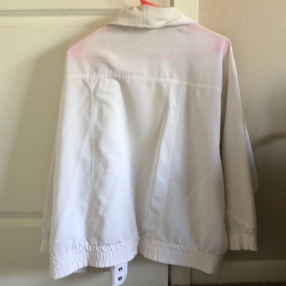 jacket - Picture 2 of 2